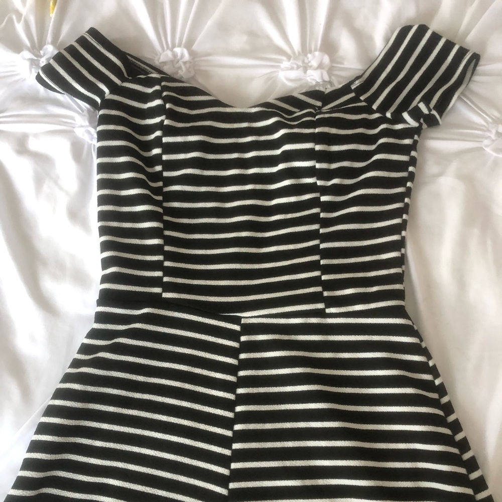 Off the shoulder Black and white romper